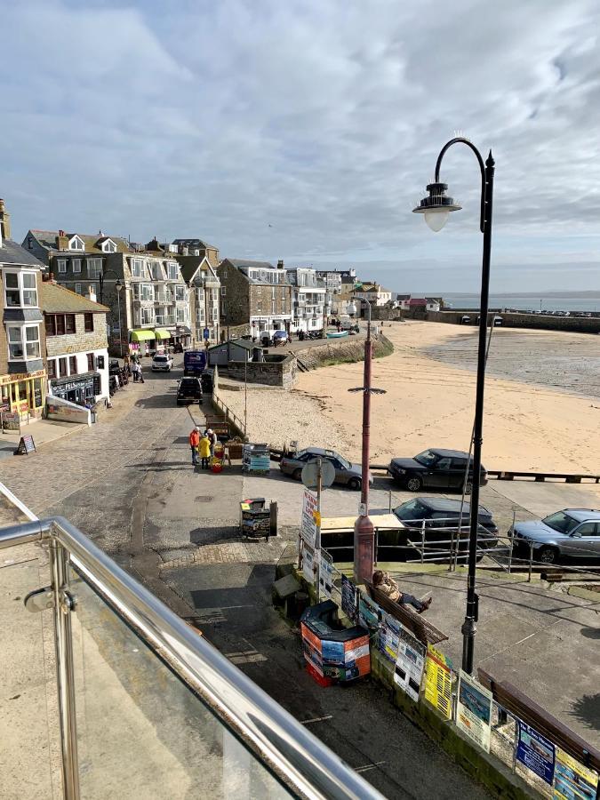 Modern Studio Apartment With Stunning Views! St Ives Екстериор снимка